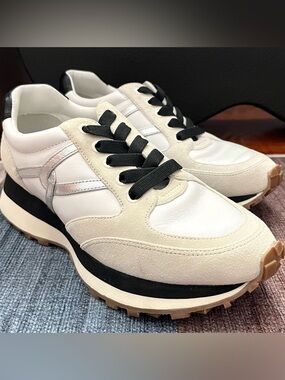 Veronica Beard Darin Sneakers Size 9 White Leather Suede